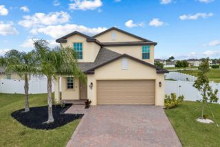 996 Bent Creek Dr, Fort Pierce, FL 34947