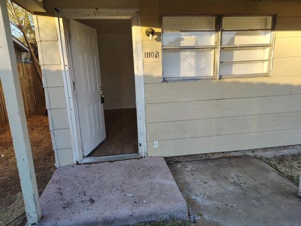 1110 41st Street, B, Lubbock, TX 79412