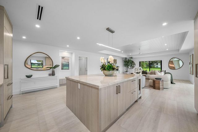13254 POLO CLUB Road C101, Wellington, FL 33414