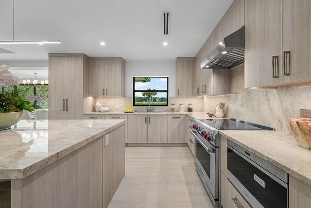 13254 POLO CLUB Road C101, Wellington, FL 33414