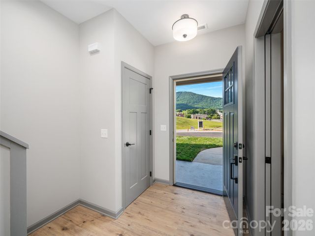 100 Red Twig Lane Unit 102, Burnsville, NC 28704