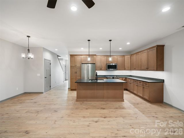 100 Red Twig Lane Unit 102, Burnsville, NC 28704