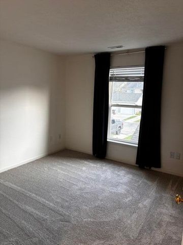 1357 Heatherwood Lane, Ann Arbor, MI 48108