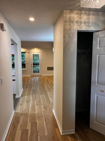 1357 Heatherwood Lane, Ann Arbor, MI 48108