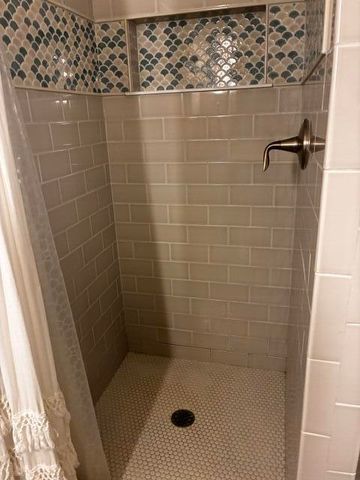 1357 Heatherwood Lane, Ann Arbor, MI 48108