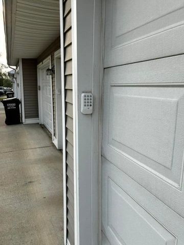 1357 Heatherwood Lane, Ann Arbor, MI 48108