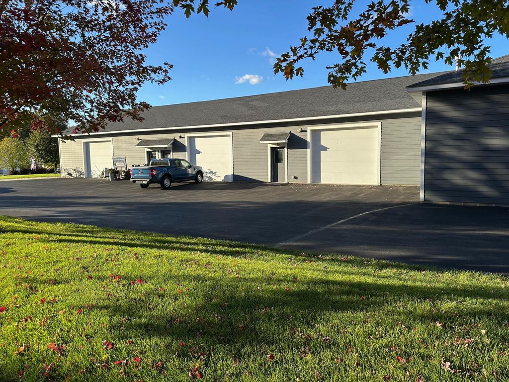 160 Market Street S, Shakopee, MN 55379 — photo 2