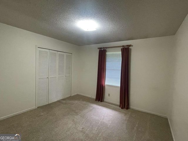 404 S Baker Street, Glennville, GA 30427