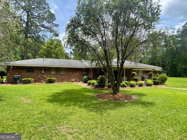 404 S Baker Street, Glennville, GA 30427