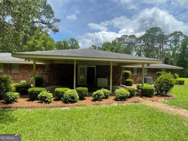 404 S Baker Street, Glennville, GA 30427