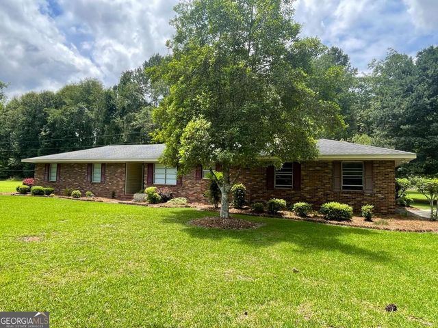 404 S Baker Street, Glennville, GA 30427