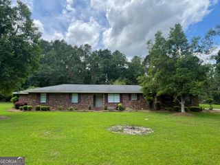 404 S Baker Street, Glennville, GA 30427