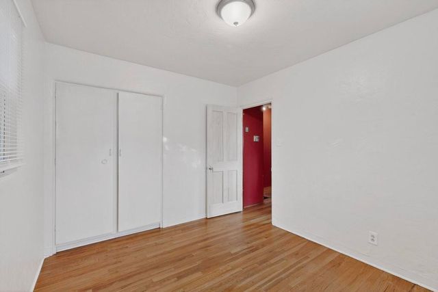 917 Girard Boulevard SE, Albuquerque, NM 87106