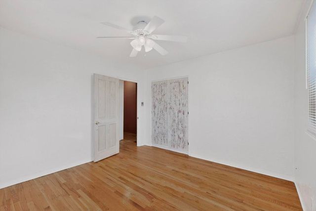 917 Girard Boulevard SE, Albuquerque, NM 87106