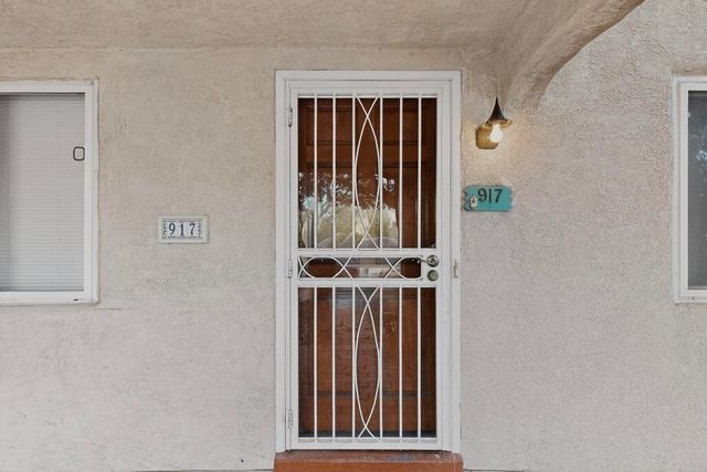 917 Girard Boulevard SE, Albuquerque, NM 87106
