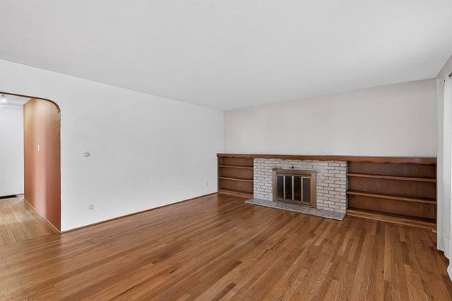 917 Girard Boulevard SE, Albuquerque, NM 87106