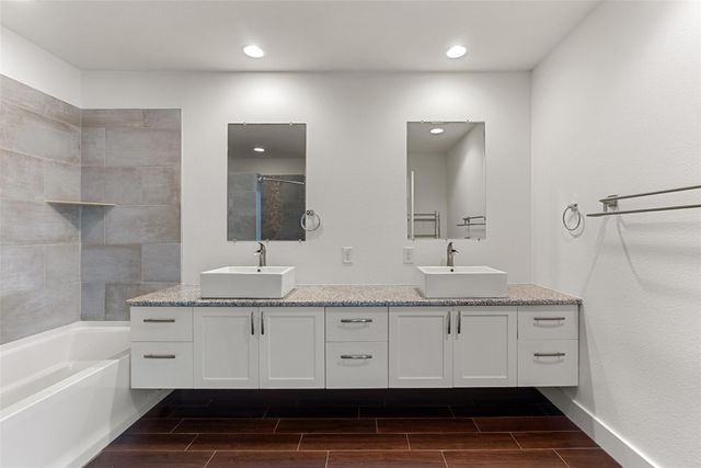 1603 Sanchez ST B, Austin, TX 78702