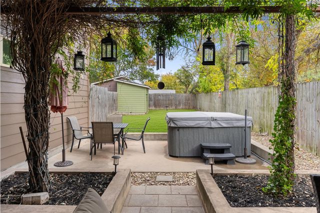 1603 Sanchez ST B, Austin, TX 78702