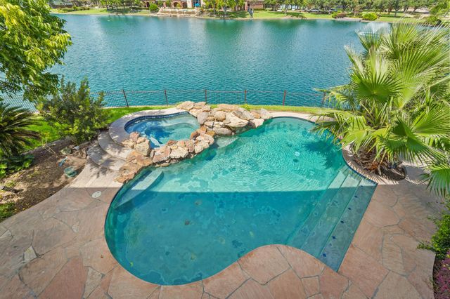 5 Camden Ct, Sugar Land, TX 77479