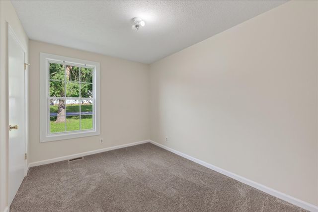 572 Lorie Ln, Clarksville, TN 37042