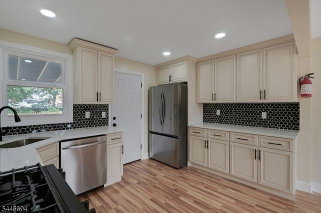 141 Lenox Ave, Irvington Twp., NJ 07111