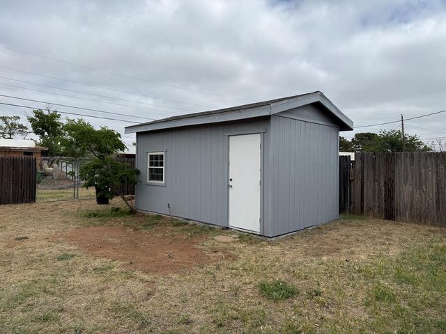 4608 Versailles Dr, Midland, TX 79703