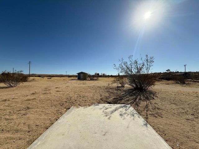 1176 Belfield Boulevard, Landers, CA 92285