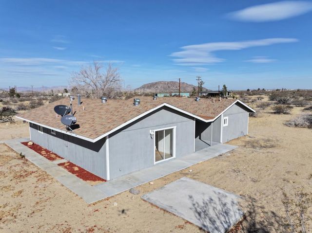 1176 Belfield Boulevard, Landers, CA 92285