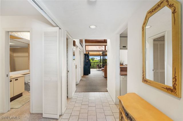 2067 W Lakeview BLVD D10, North Fort Myers, FL 33903