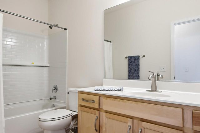 406 Canterbury COURT, Williams Bay, WI 53191