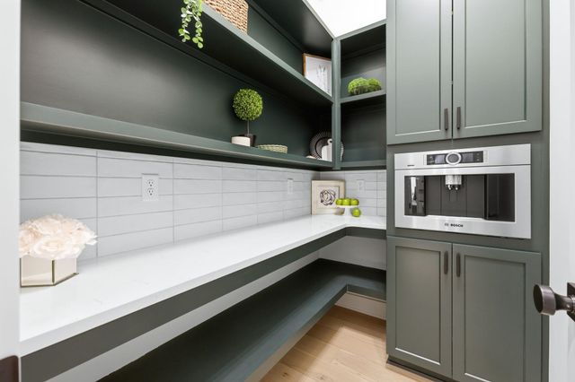 14915 E Peppertree St, Wichita, KS 67230