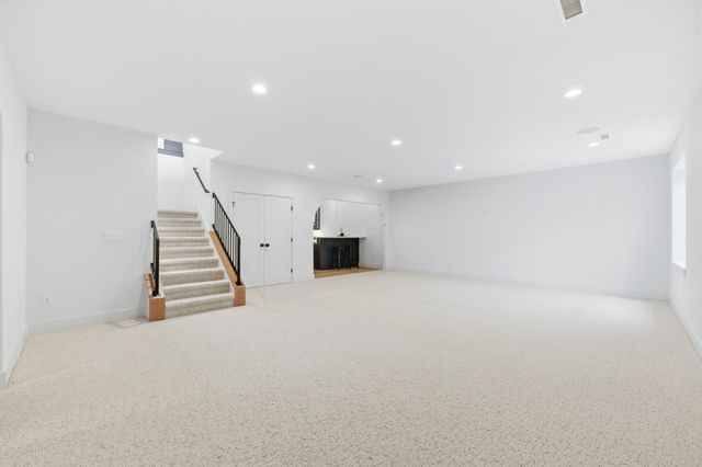 14915 E Peppertree St, Wichita, KS 67230