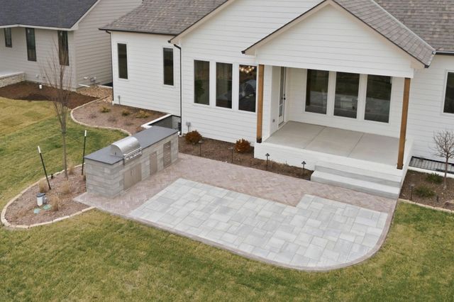 14915 E Peppertree St, Wichita, KS 67230