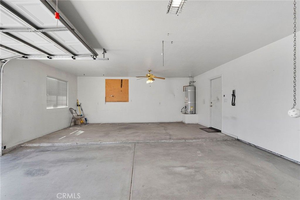 Image 44 of property listing at 18766 Kitom, Apple Valley, CA 92308