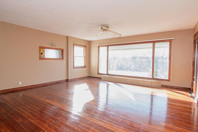 W508 Spur LANE, Fountain City, WI 54629