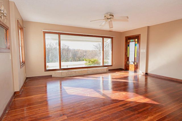 W508 Spur LANE, Fountain City, WI 54629