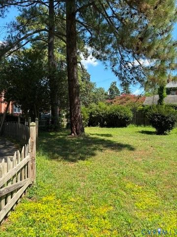 1705 Fairfax St, Petersburg, VA 23805