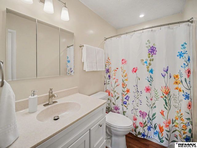 7107 S 146 Street, Omaha, NE 68138