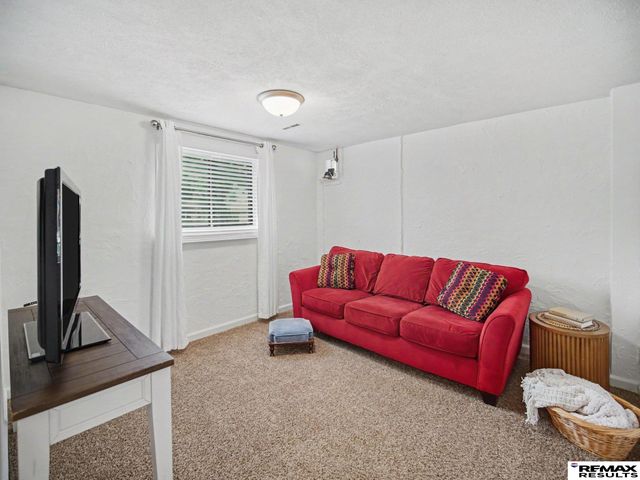 7107 S 146 Street, Omaha, NE 68138