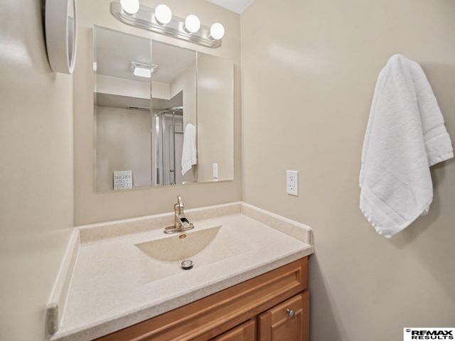 7107 S 146 Street, Omaha, NE 68138