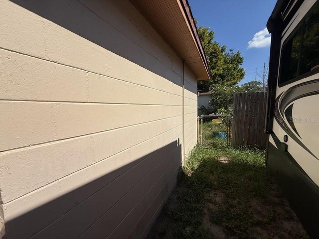 1814 HEATHER AVENUE, Tampa, FL 33612