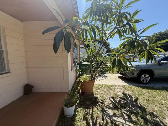 1814 HEATHER AVENUE, Tampa, FL 33612