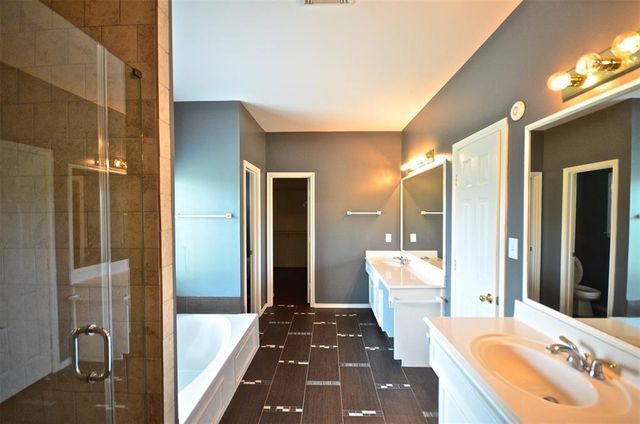 5802 Sage River Court, Sugar Land, TX 77479