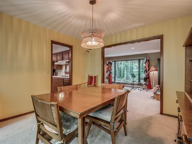 2229 Hummingbird Lane, Edmond, OK 73034