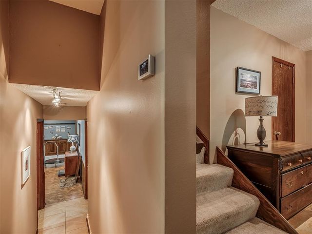 2229 Hummingbird Lane, Edmond, OK 73034