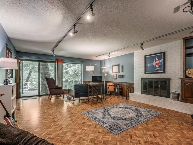 2229 Hummingbird Lane, Edmond, OK 73034