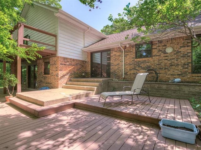 2229 Hummingbird Lane, Edmond, OK 73034