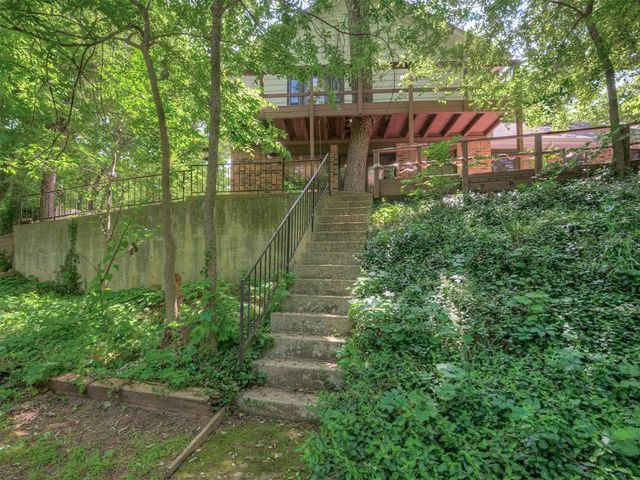 2229 Hummingbird Lane, Edmond, OK 73034
