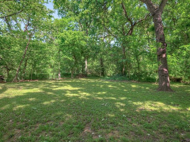 2229 Hummingbird Lane, Edmond, OK 73034