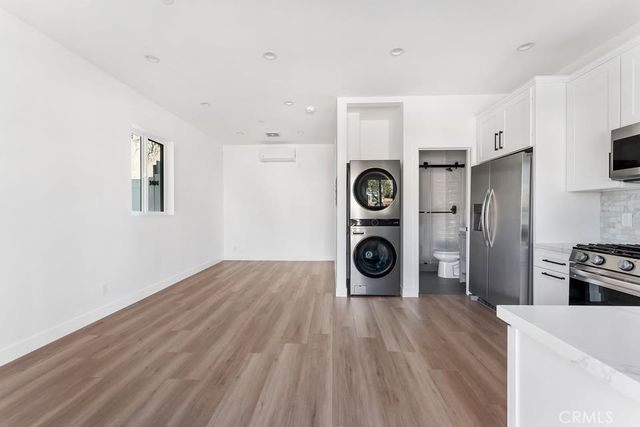 19950 Archwood Street, Winnetka, CA 91306